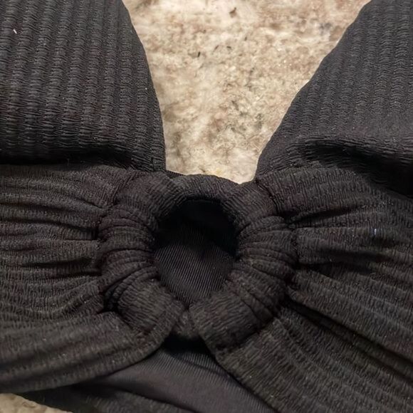 New L Space Fisher Bikini Top Black Lightly Padded XS - Picture 2 of 7